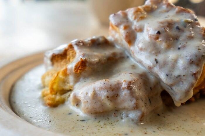 Biscuits and gravy, close-up